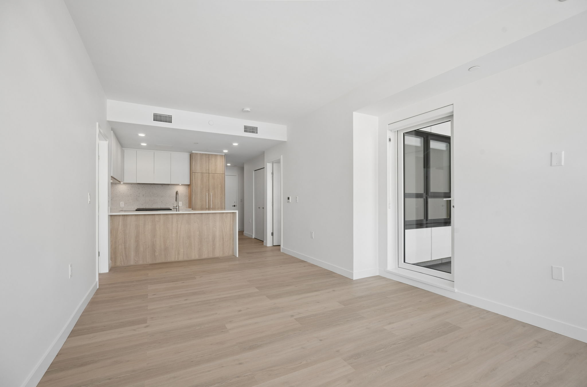 Home 202 photo 12