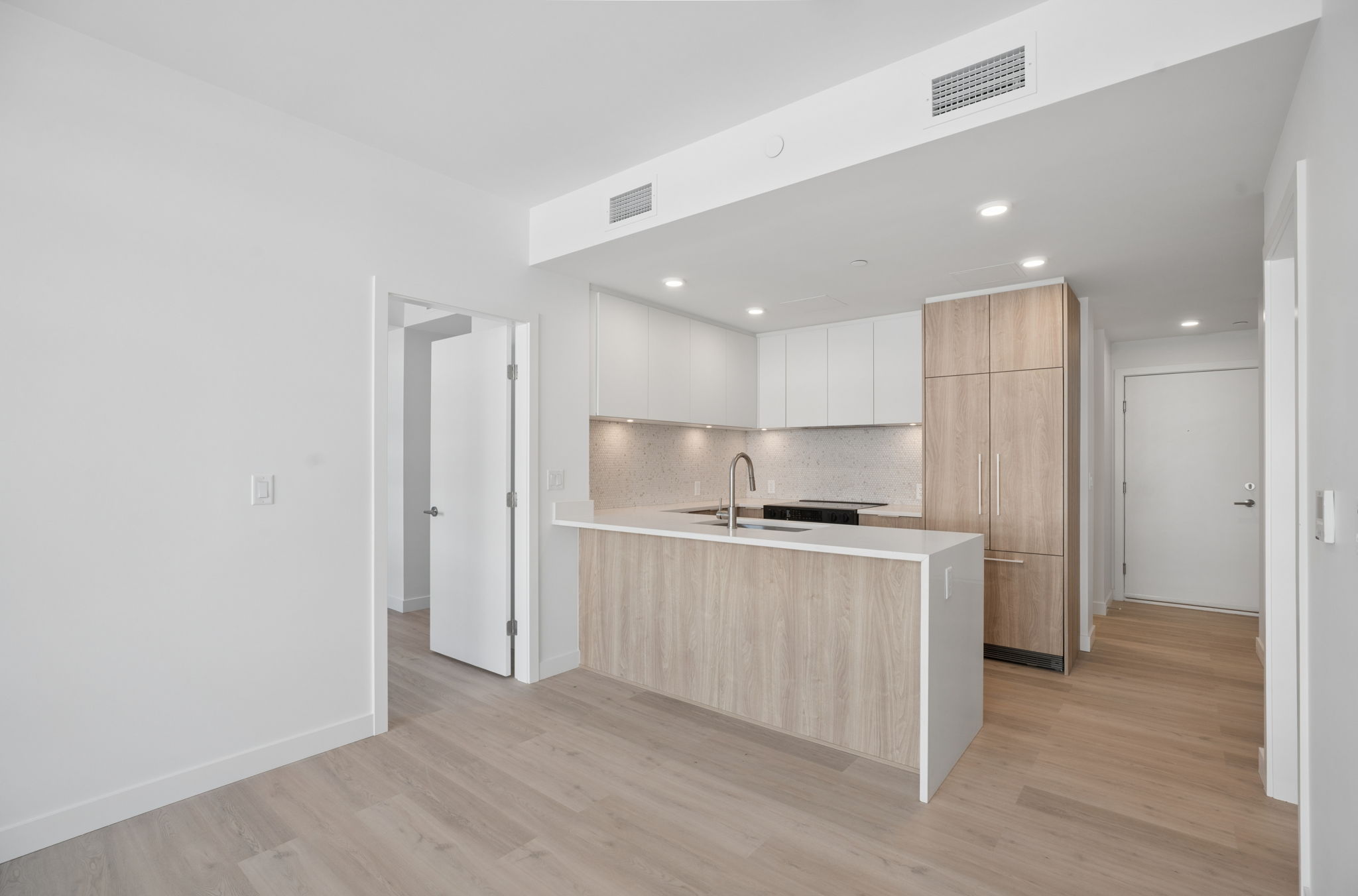 Home 202 photo 16