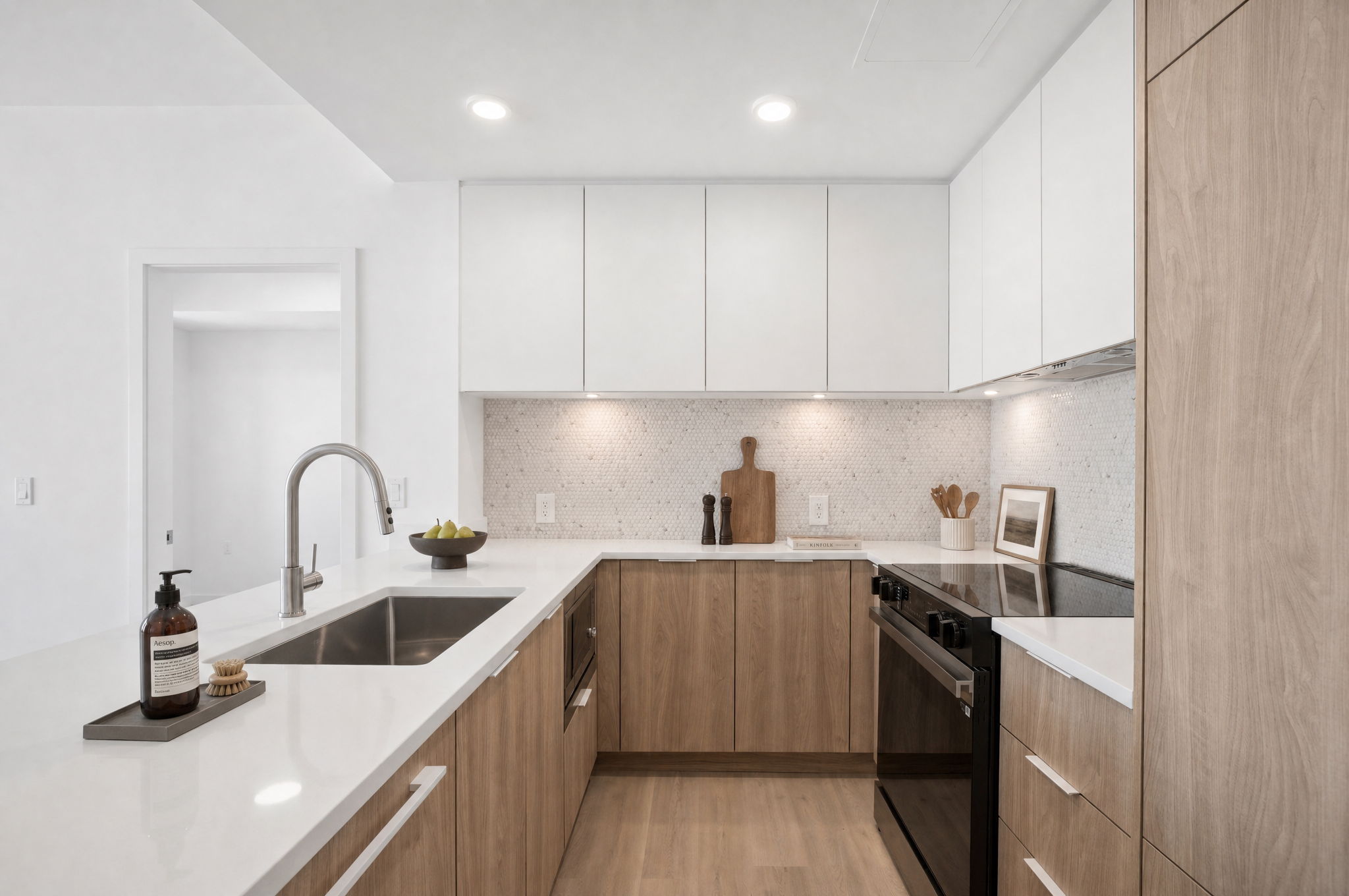 Home 302 photo 2