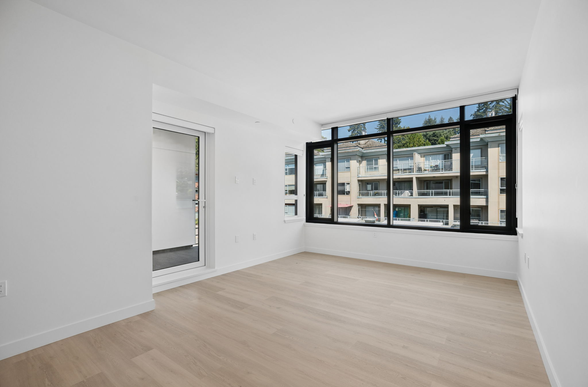 Home 302 photo 8