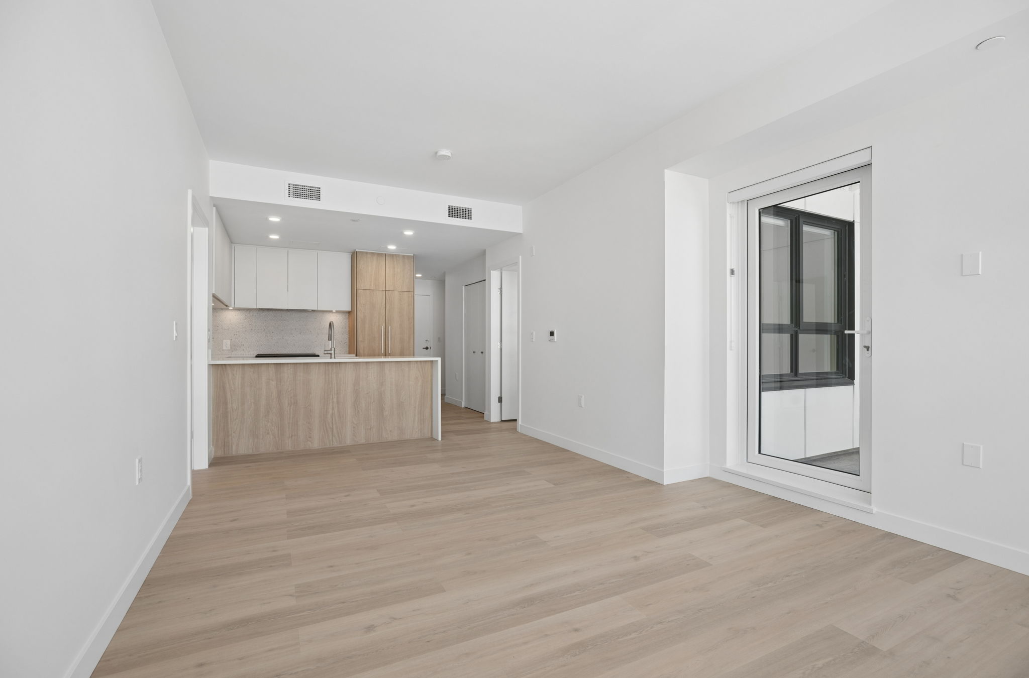 Home 302 photo 14
