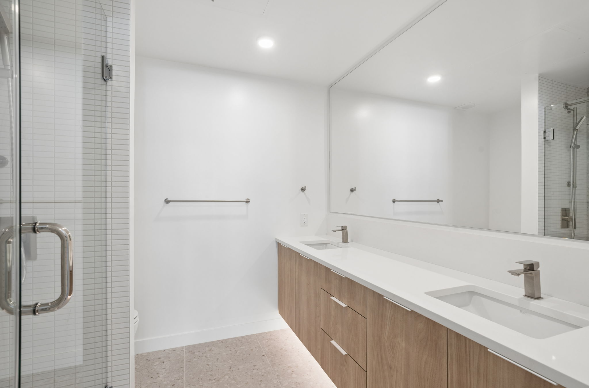 Home 302 photo 24