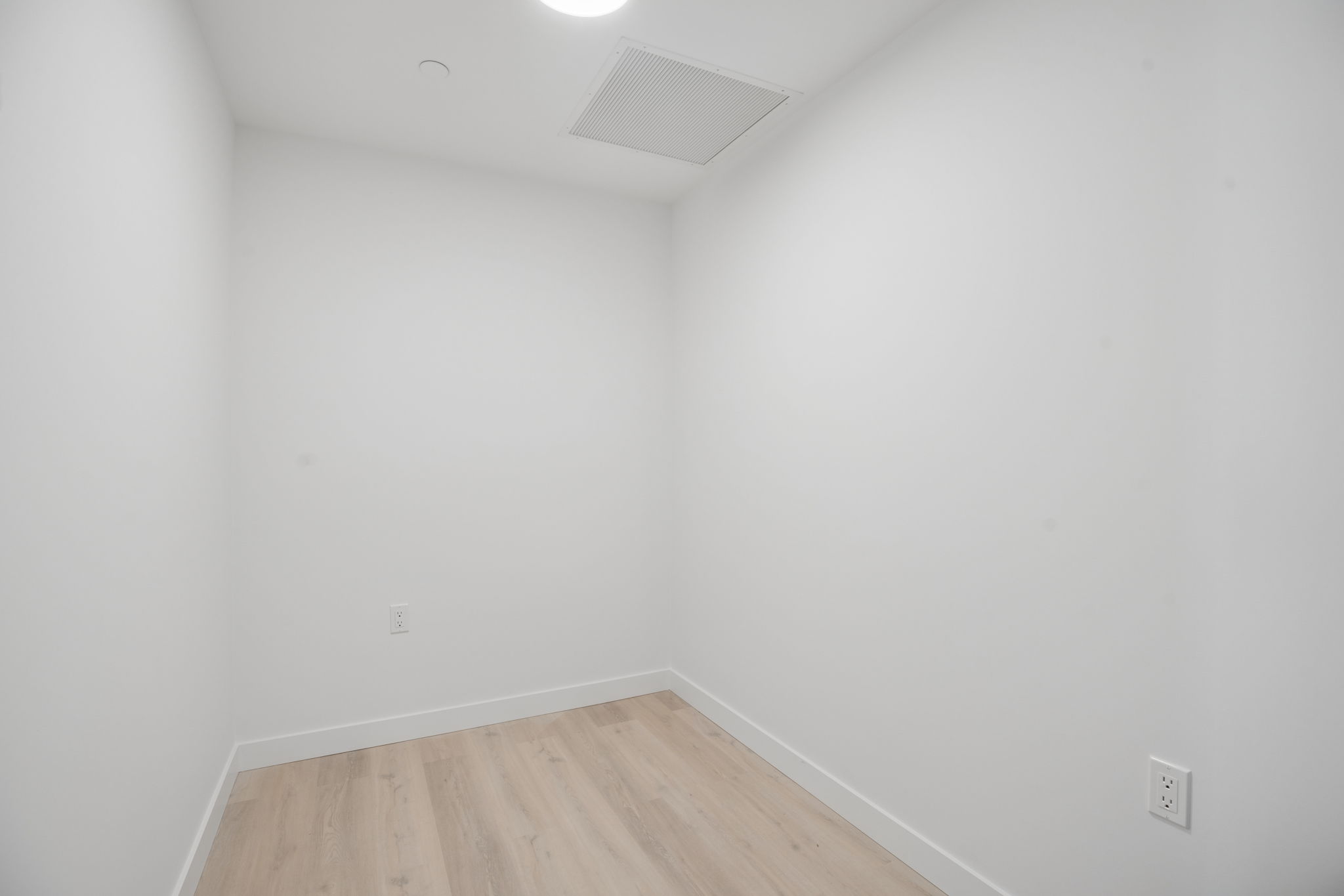 Home 302 photo 31