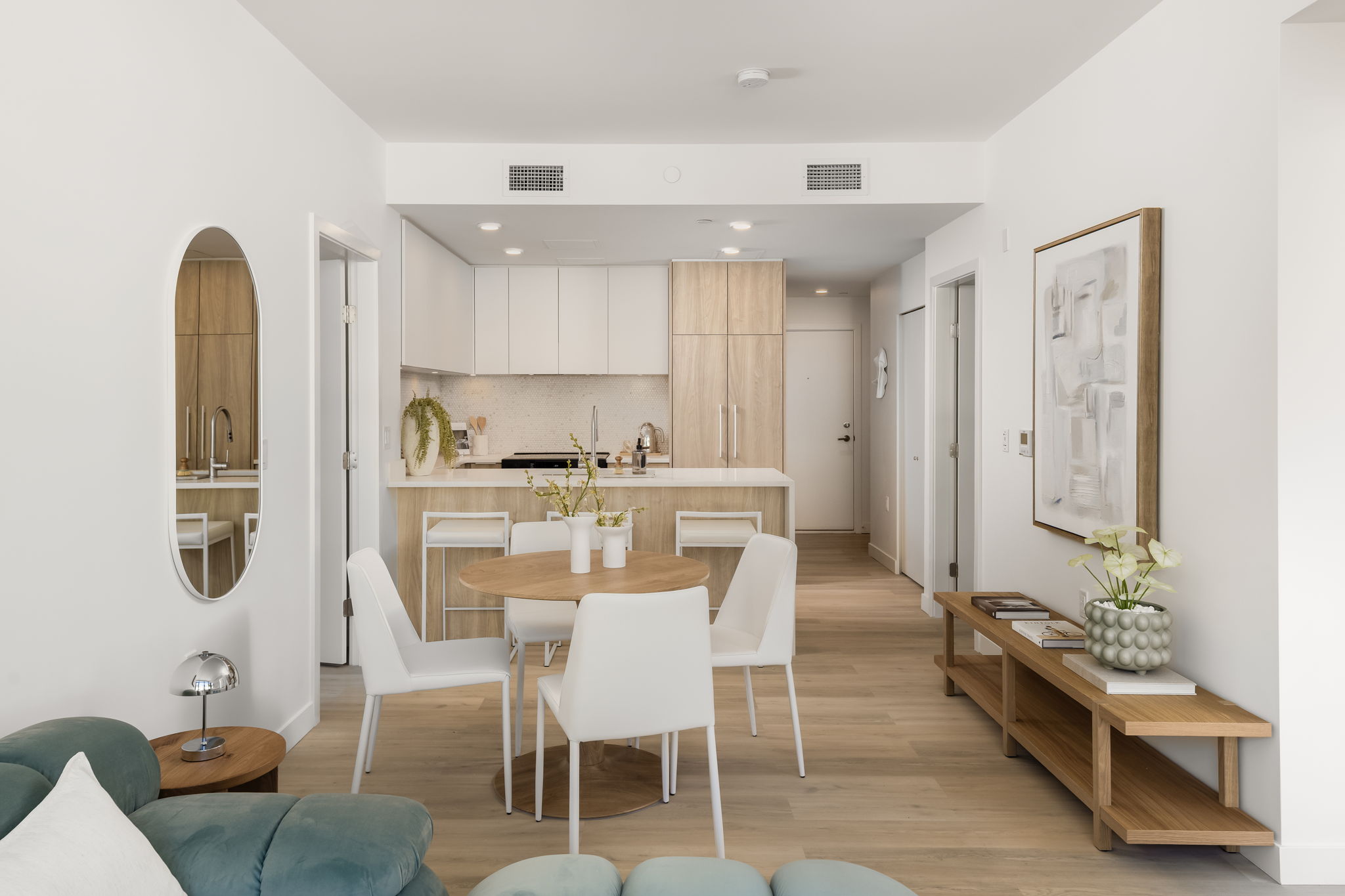 Home 303 photo 12