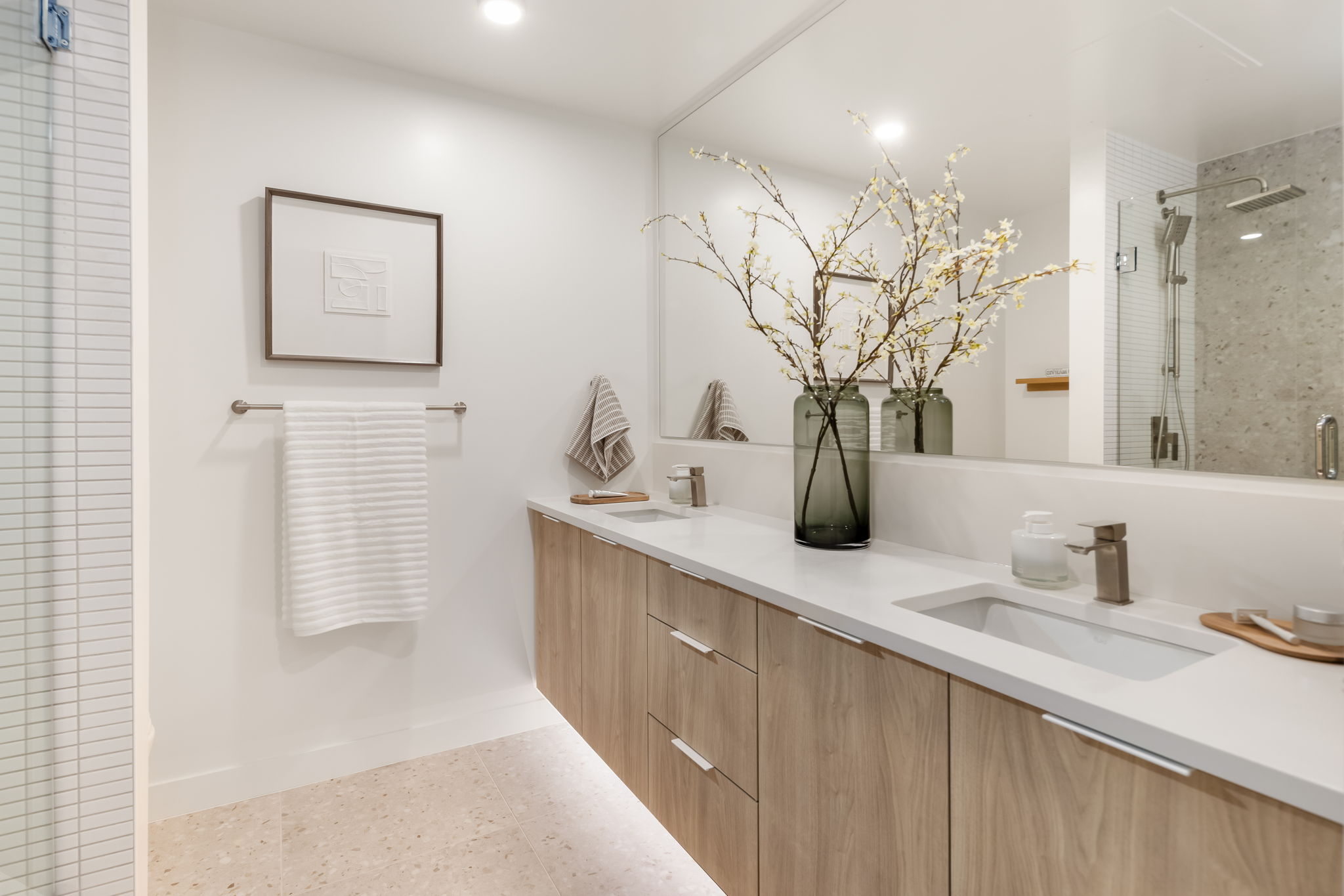 Home 303 photo 28