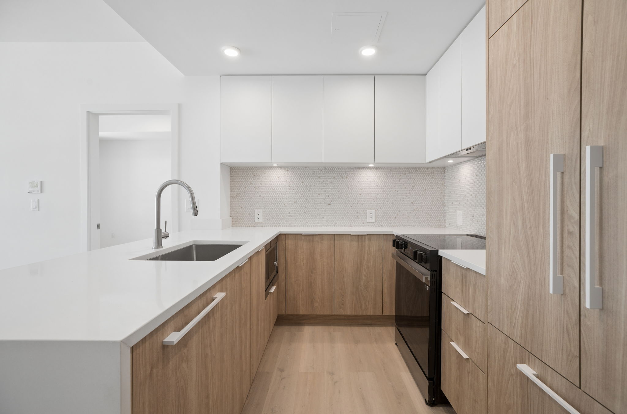 Home 402 photo 19