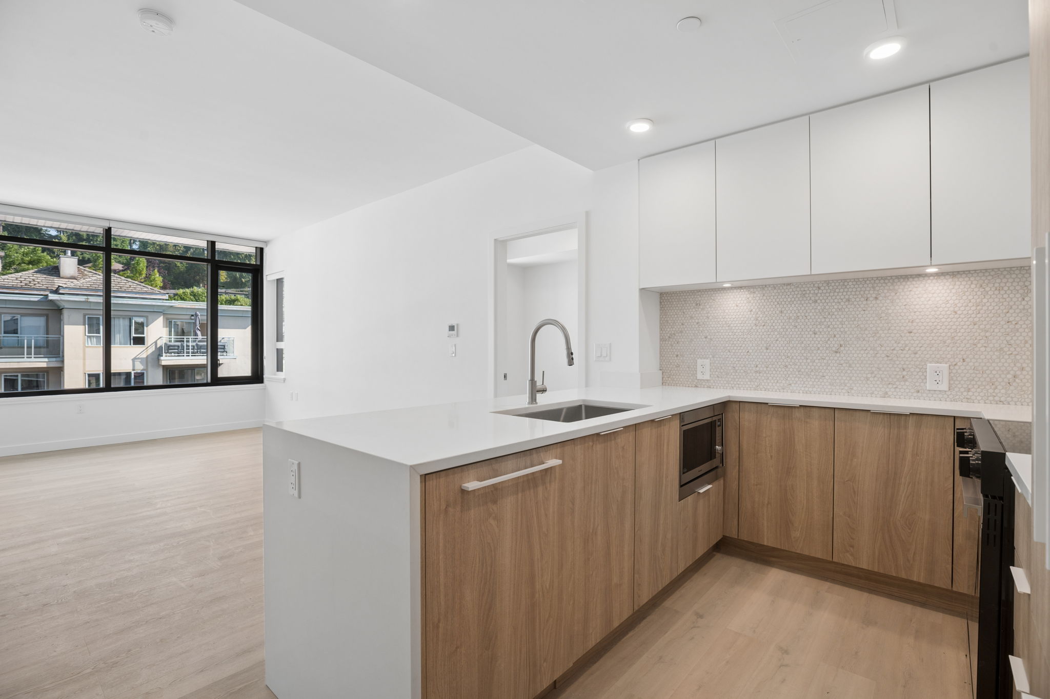 Home 402 photo 20