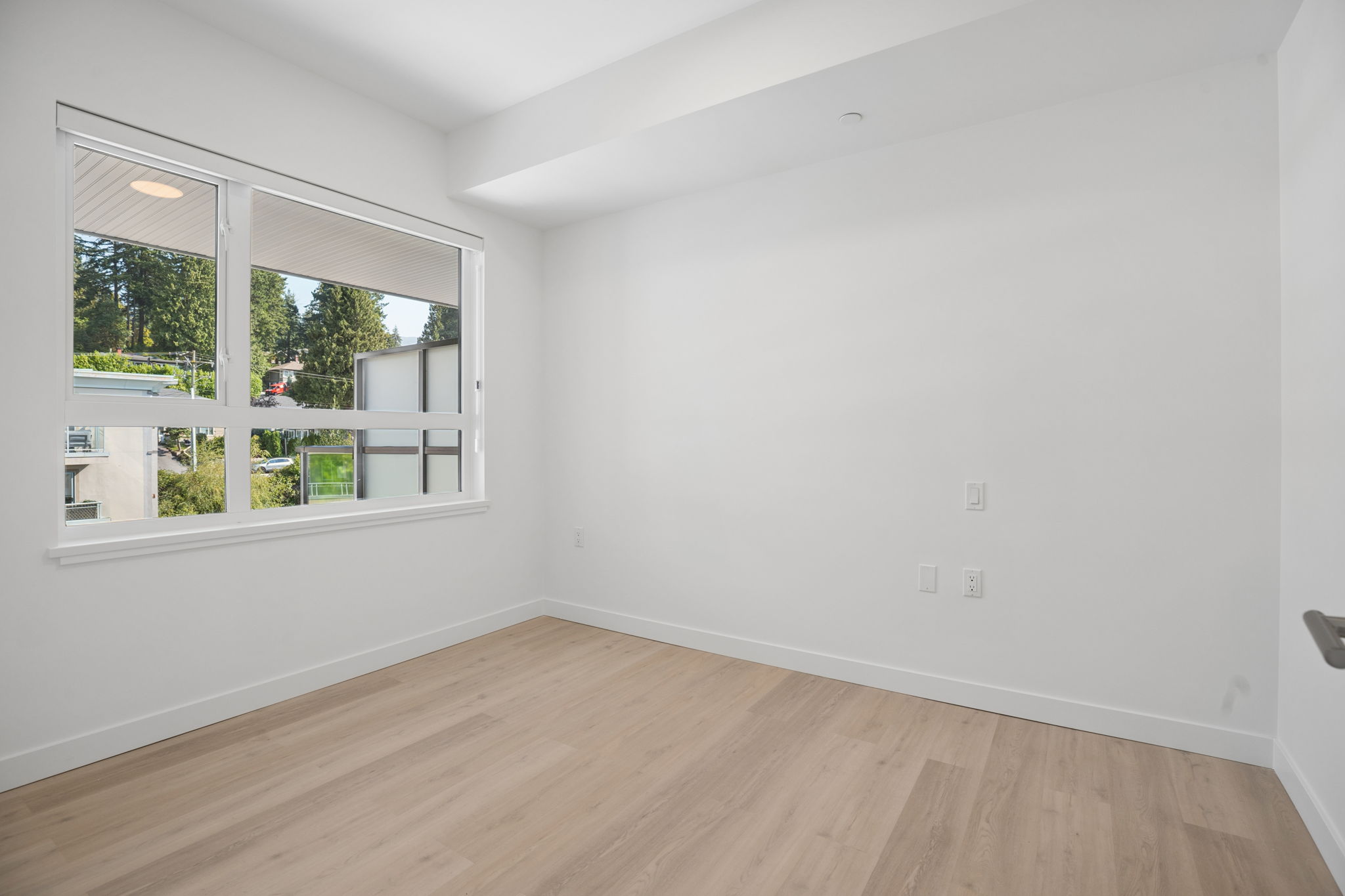 Home 402 photo 22