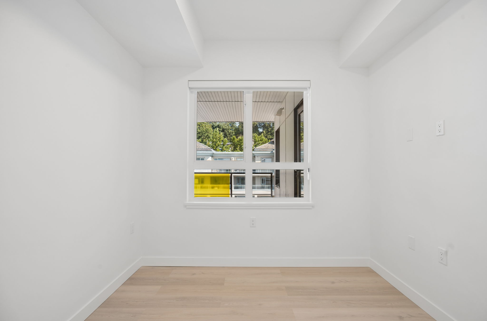 Home 402 photo 28