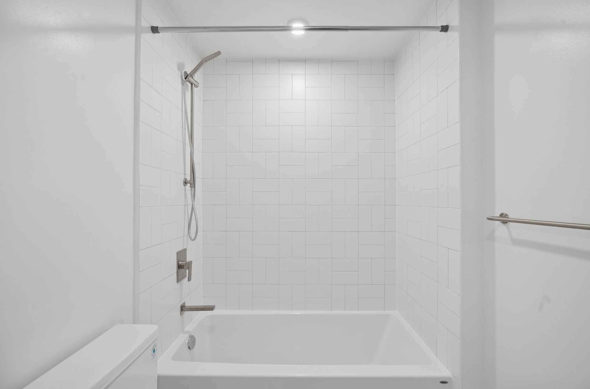 Home 402 photo 31