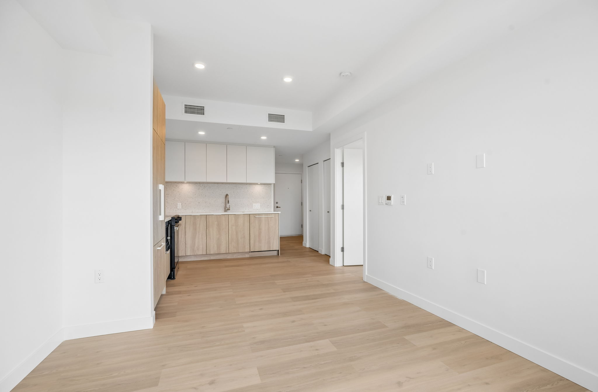Home 405 photo 10