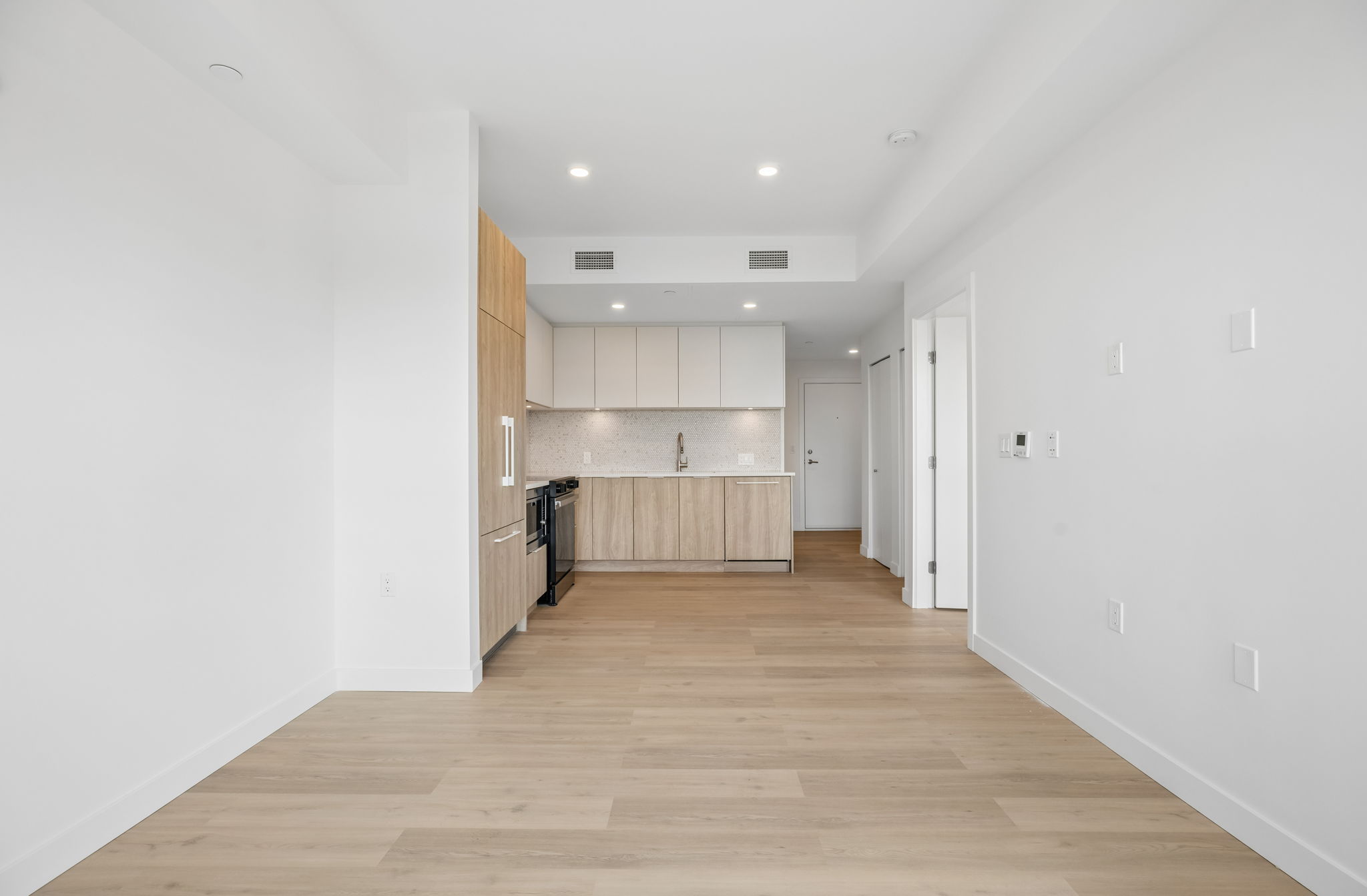 Home 405 photo 11