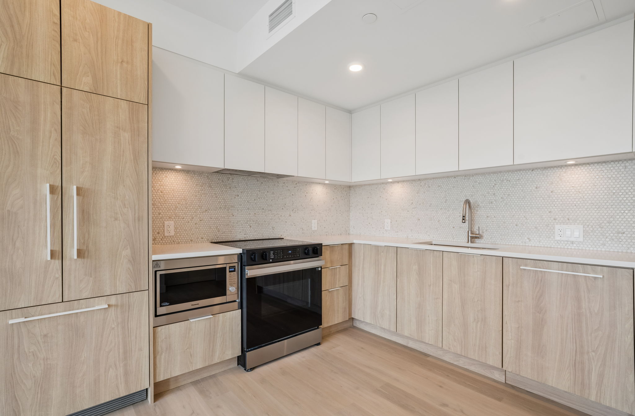 Home 405 photo 13