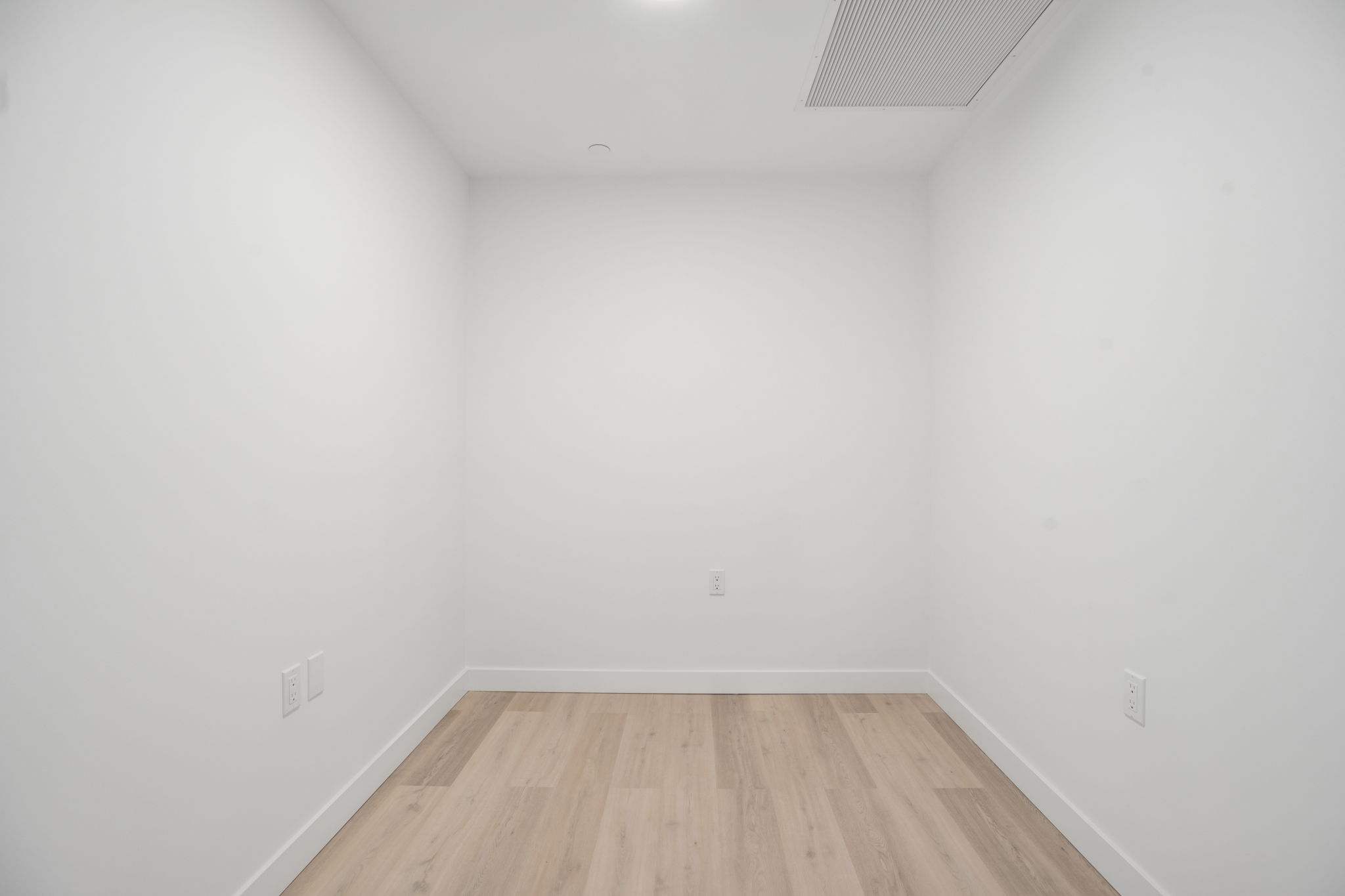 Home 405 photo 25