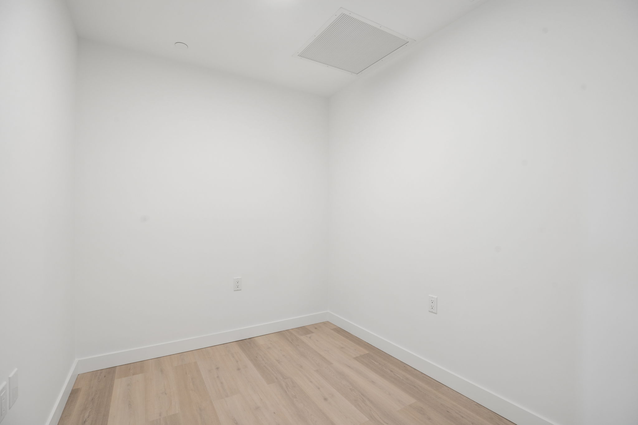 Home 405 photo 26