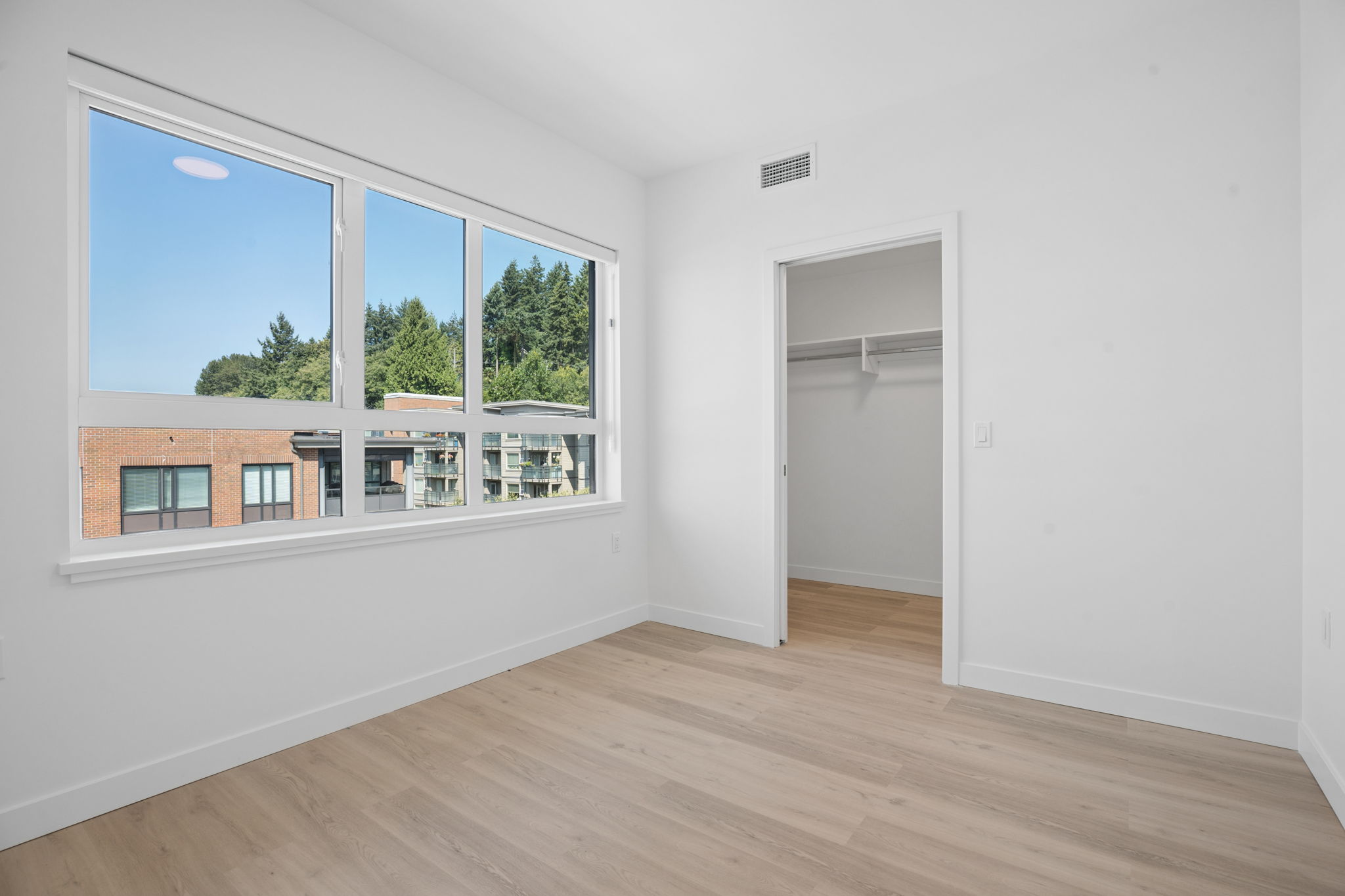 Home 409 photo 22