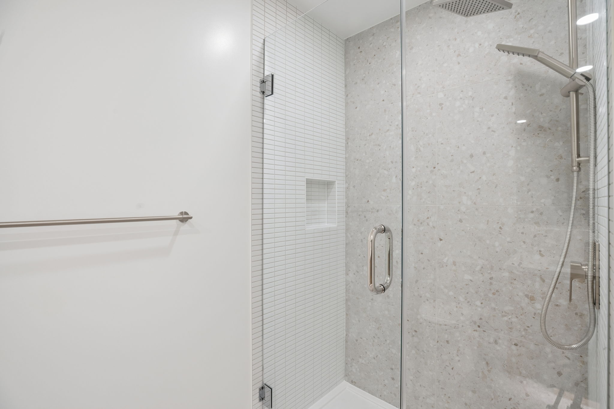 Home 409 photo 27